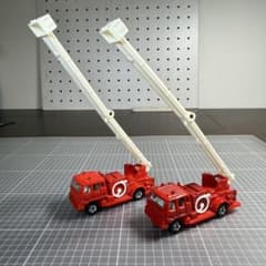 絶版 トミカ No.68 いすゞ シュノーケル消防車 2台 中国製 可動 - メルカリ