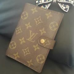 正規品。ルイヴィトン♥手帳　最終値下げ！のサムネイル