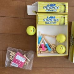 ゴルフボールのサムネイル