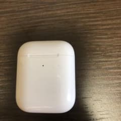 Apple AirPodsケース　最終値下げのサムネイル