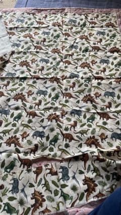 恐竜柄 キルティング生地 布地 ハンドメイドのサムネイル
