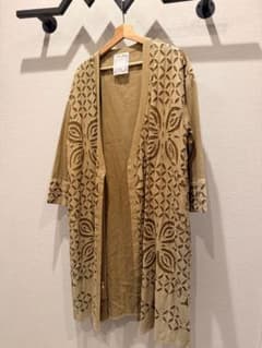 BEARDSLEY カーディガン ロング丈 刺繍 ベージュのサムネイル
