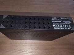 ELECOM　Seagate　４TB　動作未確認のジャンク品のサムネイル
