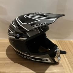 ONEAL 546 オフロードヘルメット 黒白のサムネイル
