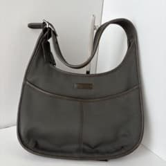美品 クリーニング済 old coach Neo Ergo Pocket Zip クリーニング済 old coach Neo Ergo Pocket Zip - メルカリ