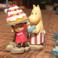 moo8981様専用★ミィとムーミンママのフィギュアのサムネイル