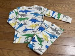 美品  DAY CLOSET キッズ 長袖 恐竜 総柄 パジャマ  120cmのサムネイル