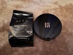 ヘラ HERA ブラッククッション クッションファンデーションのサムネイル