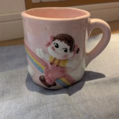 レトロ 不二家 ぺこちゃん 陶器 マグカップ 虹 - メルカリ