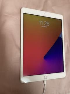 iPad 第7世代32GBのサムネイル