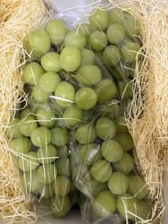 山梨県産シャインマスカット4房セットのサムネイル