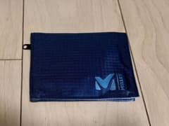 MILLET（ミレー）財布のサムネイル