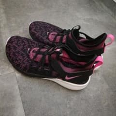 Nike Flex ランニングシューズ ブラック/ピンクのサムネイル