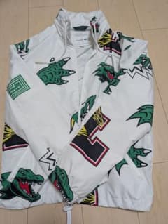 LACOSTE ナイロンジャケットセットアップ 総柄 ホワイトのサムネイル