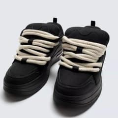 zara スニーカーのサムネイル