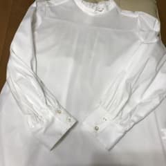 おどやん様専用です。新品★ユナイテッドアローズ★ブラウス★ホワイト★のサムネイル