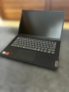 Lenovo V14 (Ryzen 5 / 16GB / 512GB) PCのサムネイル