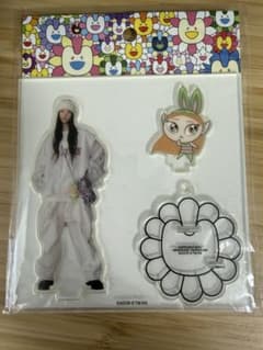 NewJeans Haerin ヘリン アクスタ 村上隆のサムネイル