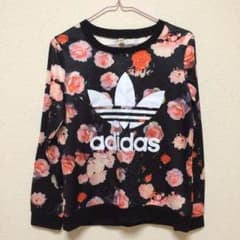 adidas 花柄 トップス ❁*⋆のサムネイル