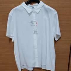 UNIQLO　半袖シャツのサムネイル
