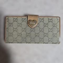 GUCCI 長財布 GG柄 ハート金具 - メルカリ