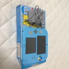 2DS ライトブルー 本体+ソフト6本のサムネイル