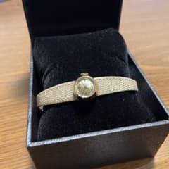 Rolexカメレオン18k 11からはじまる7か桁のシリアルナンバーあり。