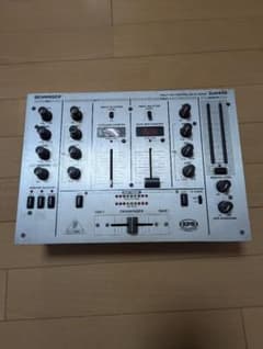DJミキサー ベリンガー BEHRINGER DJX400 現状品 - メルカリ