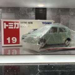 トミカNo.19スズキアルト(新車シール、ミニトミカニュース付き)のサムネイル
