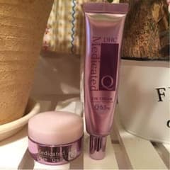 フェイスクリームとアイクリームのサムネイル