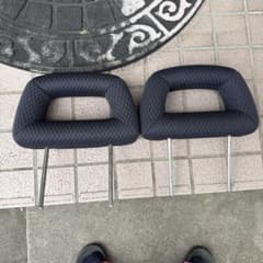 ジムニー jb23ヘッドレスト ダークグレー 2個セットのサムネイル