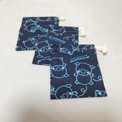 豚さん柄巾着袋 小物入れ　お得な3枚セット（１枚240円）　★匿名配送 ★のサムネイル