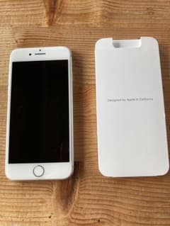 美品 iPhone8 64GB SIMフリー バッテリー最大容量84% ホワイト - メルカリ