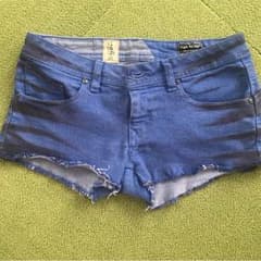 みき様専用 ボルコム ショートパンツのサムネイル