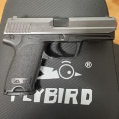 H&K USP 10歳以上　エアコキ　ハンドガンのサムネイル