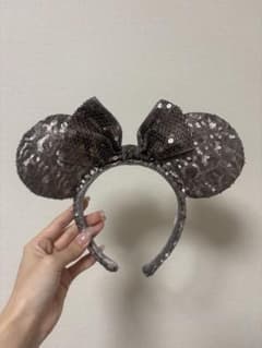 ディズニー カチューシャ スパンコール グレーのサムネイル