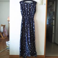 美品　レディース　花柄 ロング　マキシ　ワンピース　ノースリーブ　春夏のサムネイル