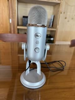Logicool Blue Yeti シルバー USBマイクのサムネイル