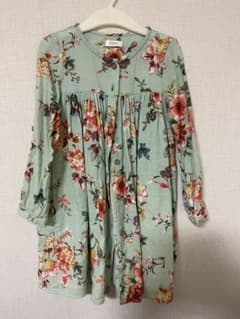 next花柄ワンピース 100㎝のサムネイル