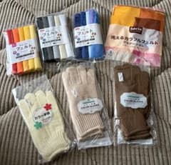 フェルト6色セットと5本指手袋のサムネイル