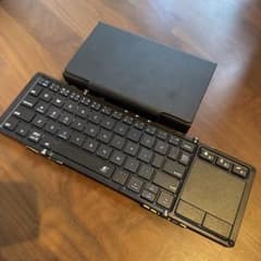 折りたたみ式Bluetoothキーボードのサムネイル