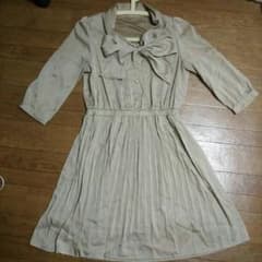 【霧野様専用】ベージュワンピースMのサムネイル