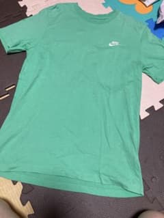 Nike グリーン Tシャツのサムネイル