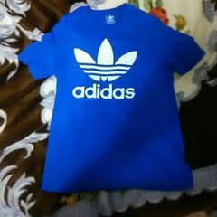 アディダス オリジナルスのサムネイル