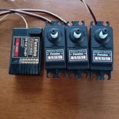 フタバR137HP 受信機 S3151 サーボ 3個 - メルカリ