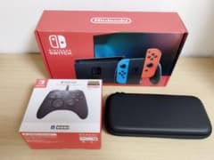 Nintendo Switch 本体セット　ホリパッド＋キャリングケース付き Nintendo Switch 本体セット ホリパッド＋キャリングケース付き - メルカリ