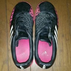 値下げしました！サッカートレーニングシューズのサムネイル