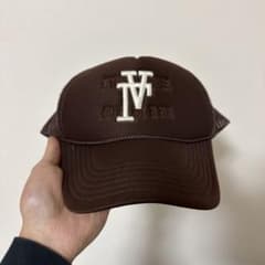 ブラウン刺繍ロゴ ベースボールキャップのサムネイル
