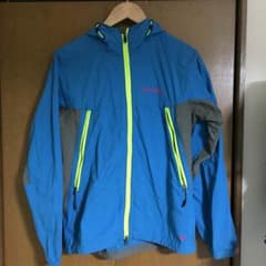 マウンテンパーカーのサムネイル