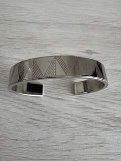 LOUIS VUITTON カフVシャドー バングル M62496 シルバー - メルカリ
